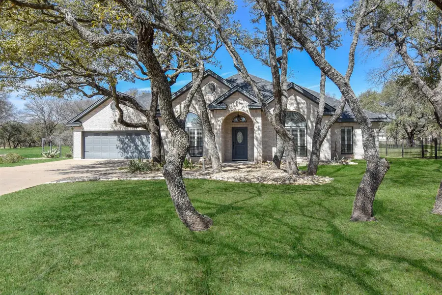 110 Wallace Riddell Dr, Burnet, TX 78611 - #2