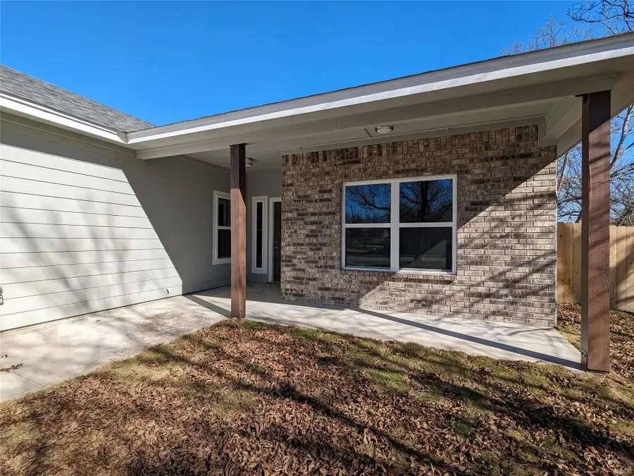 407 Gamel St, Lampasas, TX 76550 - Image #3