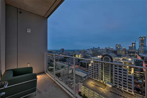 313 W 17th St #2306, Austin, TX 78701