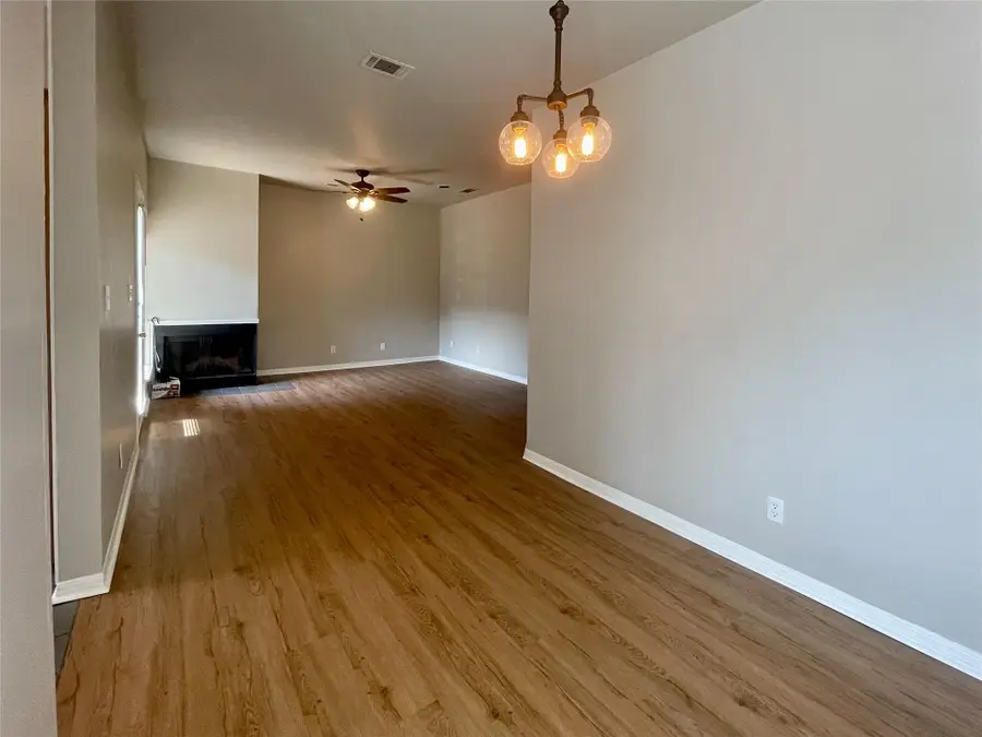 310 Pat Garrison St #8, San Marcos, TX 78666 - #2