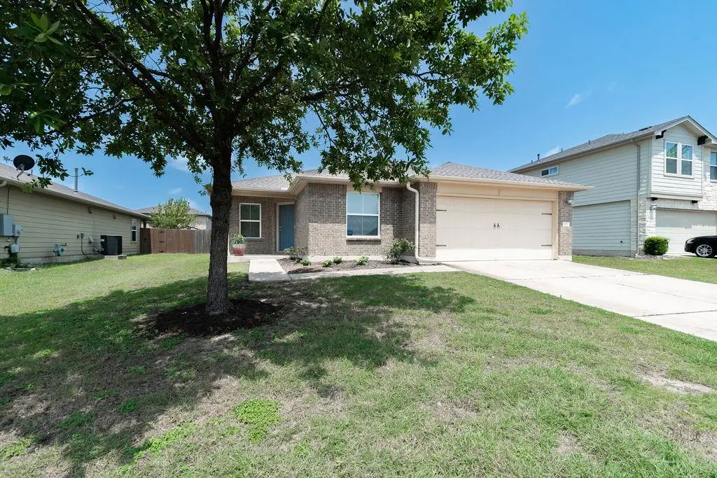 112 Hawkins Ct, Hutto, TX 78634 - #1