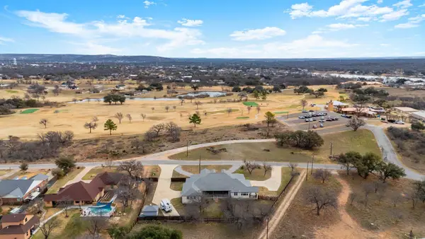 625 Skyline Dr, Kingsland, TX 78639