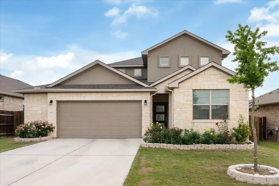 18005 Umberto Dr, Pflugerville, TX 78660 - #2