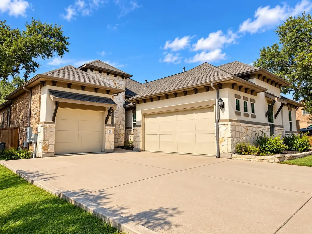 221 Lake Rim Cir, Georgetown, TX 78633 - #1
