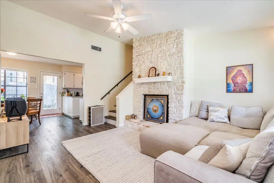 800 Terrell Hill Dr, Austin, TX 78704 - #2