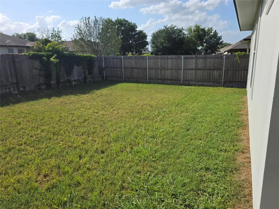 319 Riverwalk Dr, Hutto, TX 78634 - #3