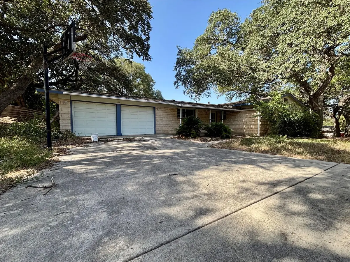 105 Kimberly Dr, Universal City, TX 78148 - #1