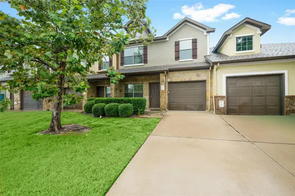 1900 Little Elm Trl #29, Cedar Park, TX 78613