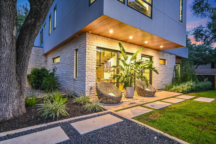 403 Ridgewood, Austin, TX 78746 - Image #3