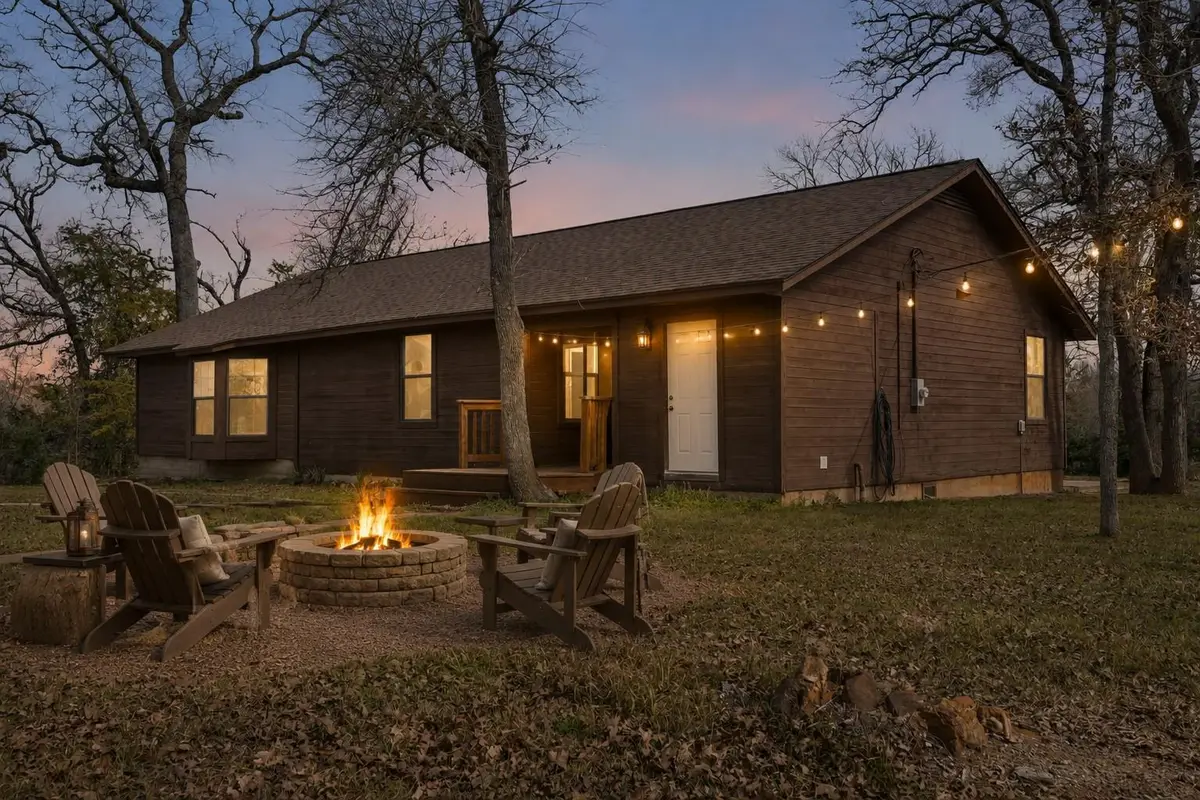 1949 County Road 347 Loop, Gause, TX 77857 - #1