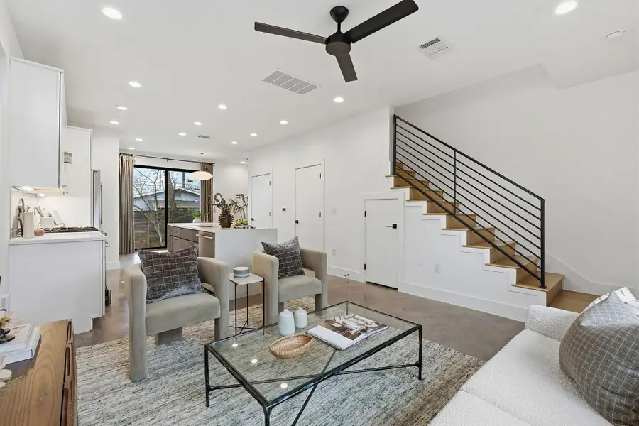 2411 Santa Rosa St #A, Austin, TX 78702 - #2