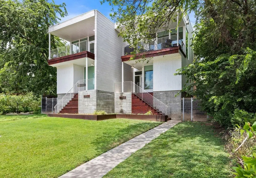 2016 Jesse E Segovia St #B, Austin, TX 78702 - #1