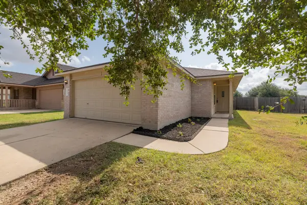 306 Quail Hollow Dr, Hutto, TX 78634