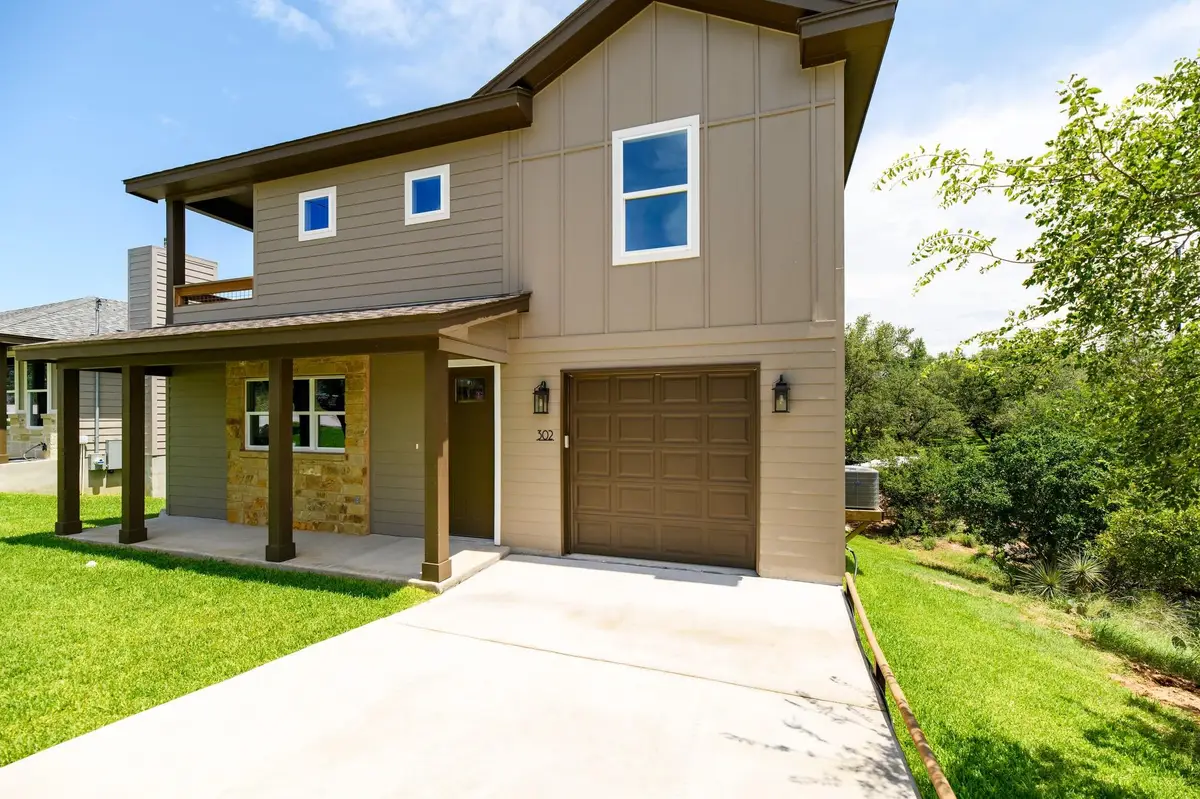 302 Castlehigh Dr, Granite Shoals, TX 78654 - Image #1