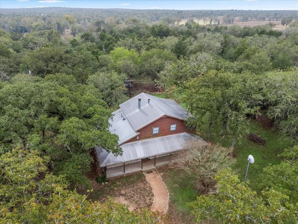 1308 Sherrill Ln, Lexington, TX 78947 - Image #1