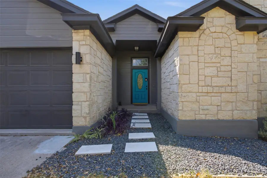 203 Little Lake Rd, Hutto, TX 78634 - #2
