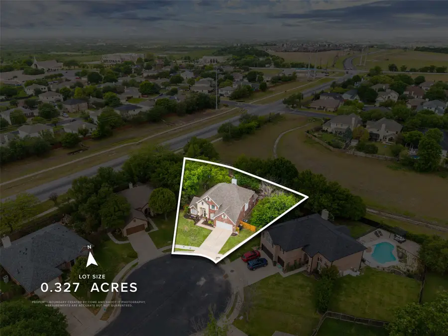 300 N Carriage Hills Dr, Georgetown, TX 78626 - #2