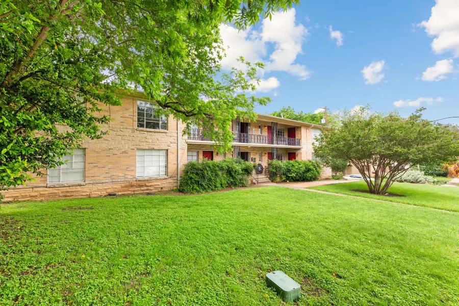 301 E 34th St #107, Austin, TX 78705 - #2