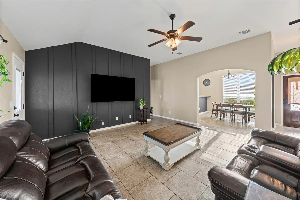 1905 Broken Shoe Trl, Temple, TX 76502 - #1