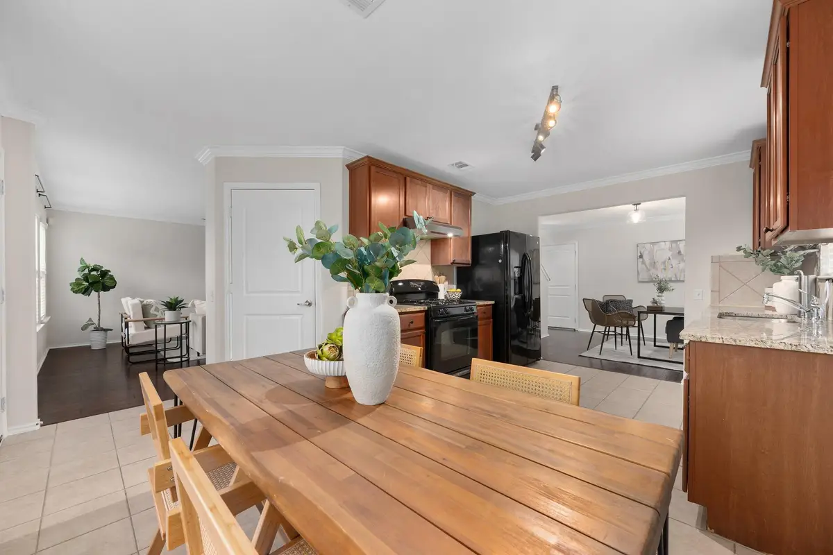 7108 Crestone Rd, Austin, TX 78744 - #1