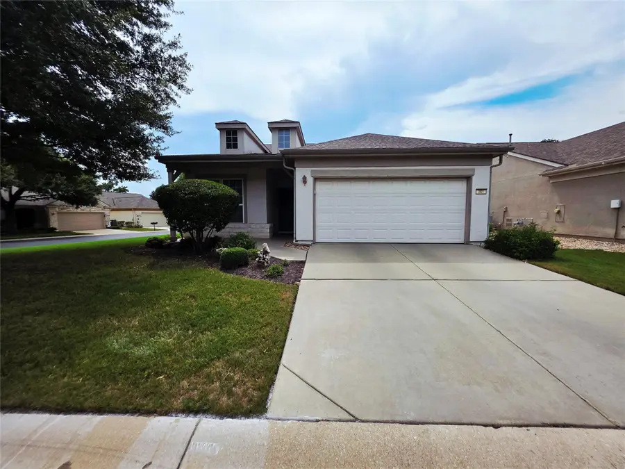 201 Yosemite Rd, Georgetown, TX 78633 - Image #2