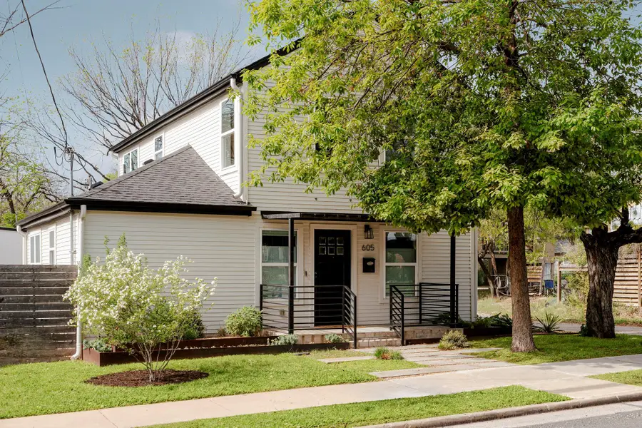 605 Harris Ave, Austin, TX 78705 - #2