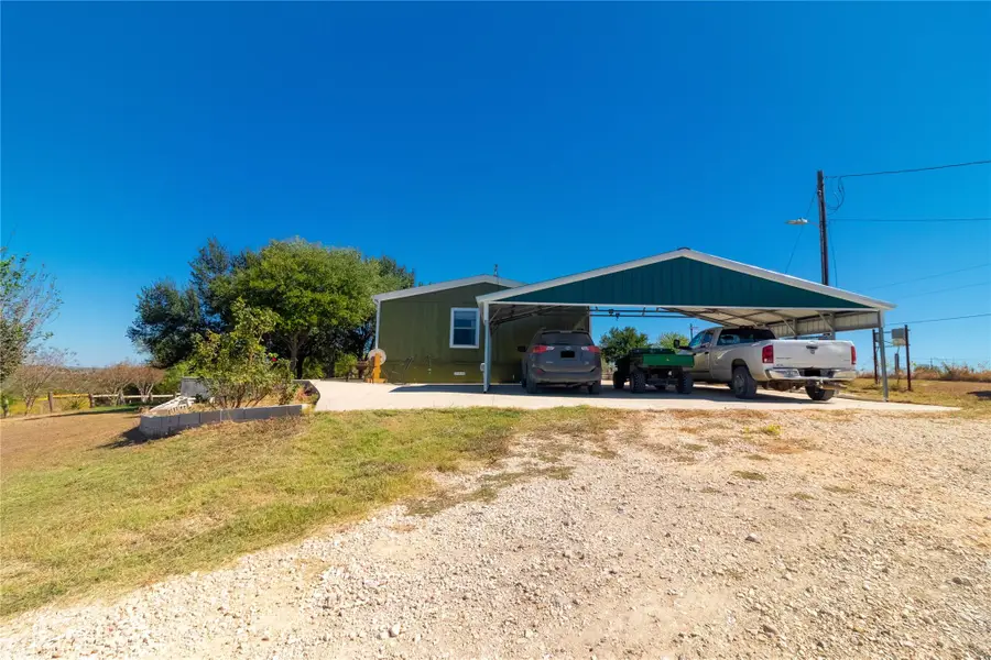 250 Rocky Rd, Lockhart, TX 78644 - Image #3