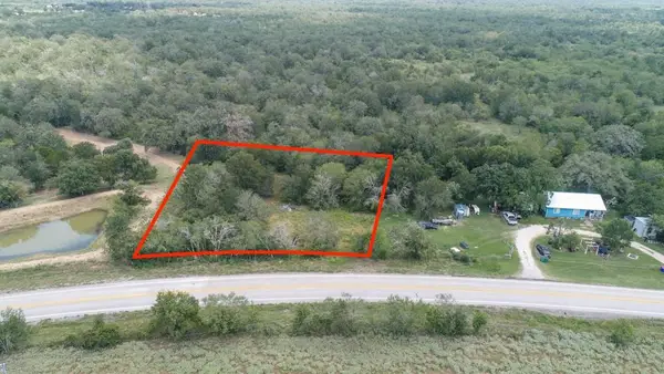 1399 Fm-671, Luling, TX 78648