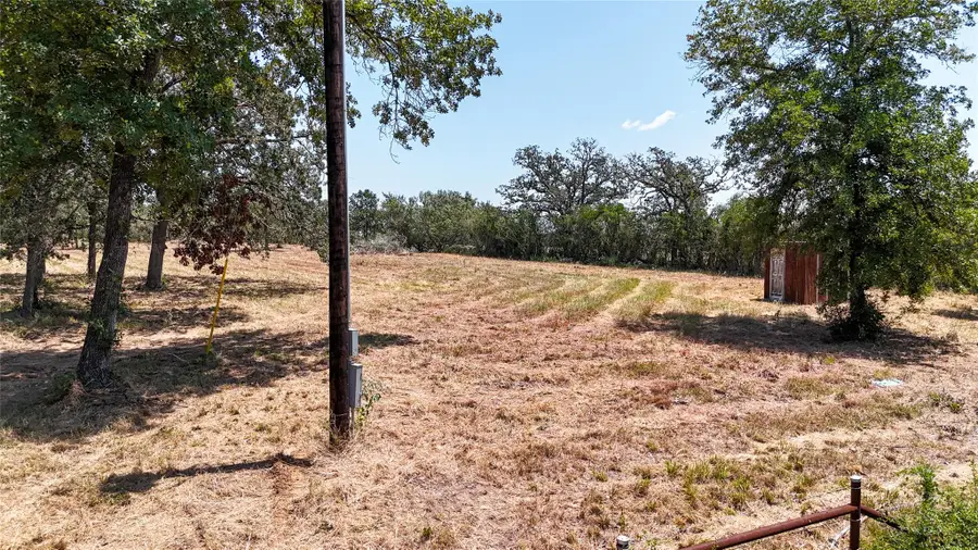 4177 Old Colony Line Rd, Lockhart, TX 78644 - #2