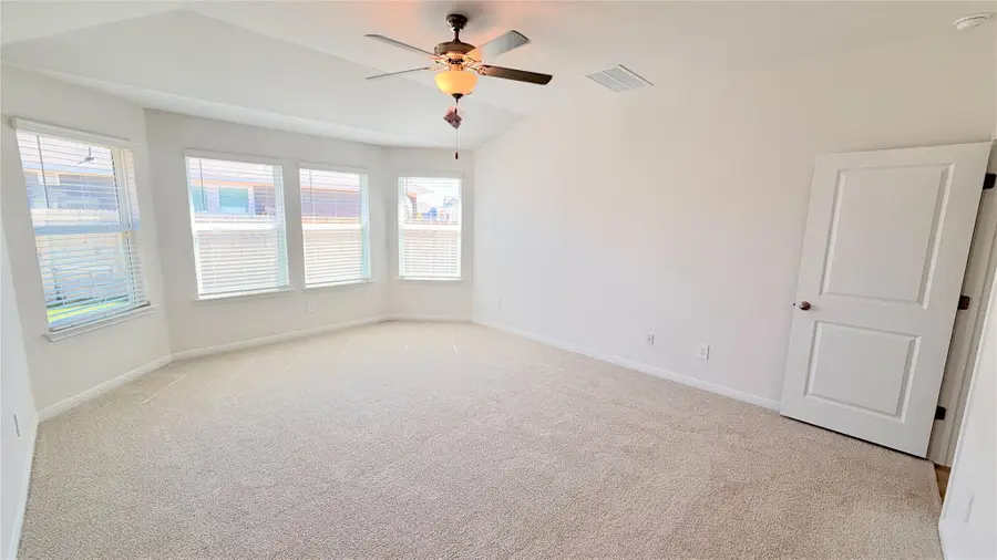 143 Coopers Hawk Crst, Cedar Creek, TX 78612 - #3