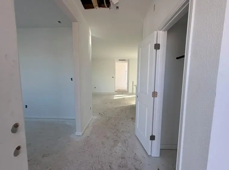 116 Cherry Blossom Ln, Taylor, TX 76574 - Image #3