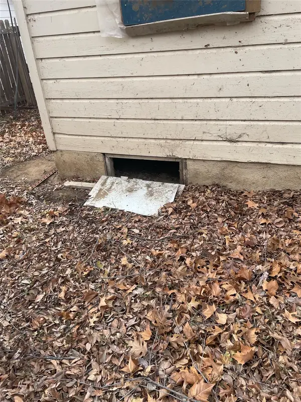 706 Sheffield Ave, Llano, TX 78643