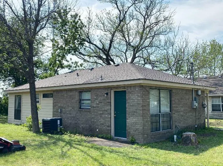 5 S 19th St, Temple, TX 76504 - Image #2