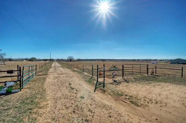 273 Bobs Trl, Bastrop, TX 78602