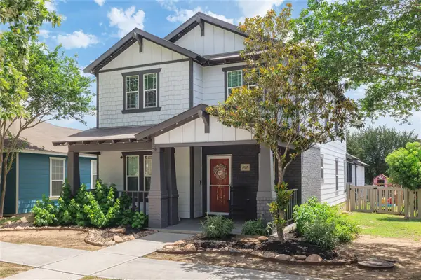 2158 Herzog, Kyle, TX 78640