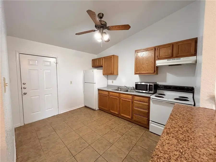 10411 Chaparral Rd, Killeen, TX 76542 - #3