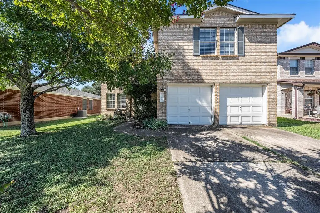 709 Black Isle Dr, Pflugerville, TX 78660 - #1