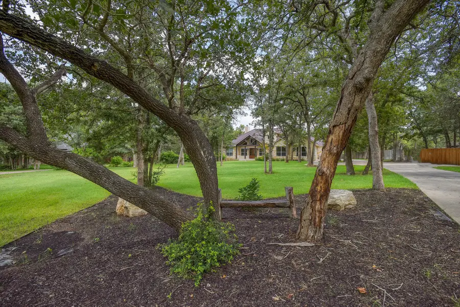 115 Pine Point Cv, Elgin, TX 78621 - #2