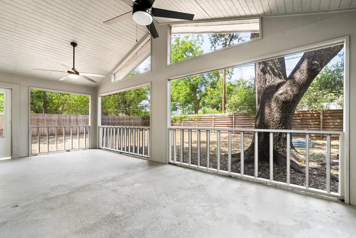 2600 Rogge Ln, Austin, TX 78723 - #1