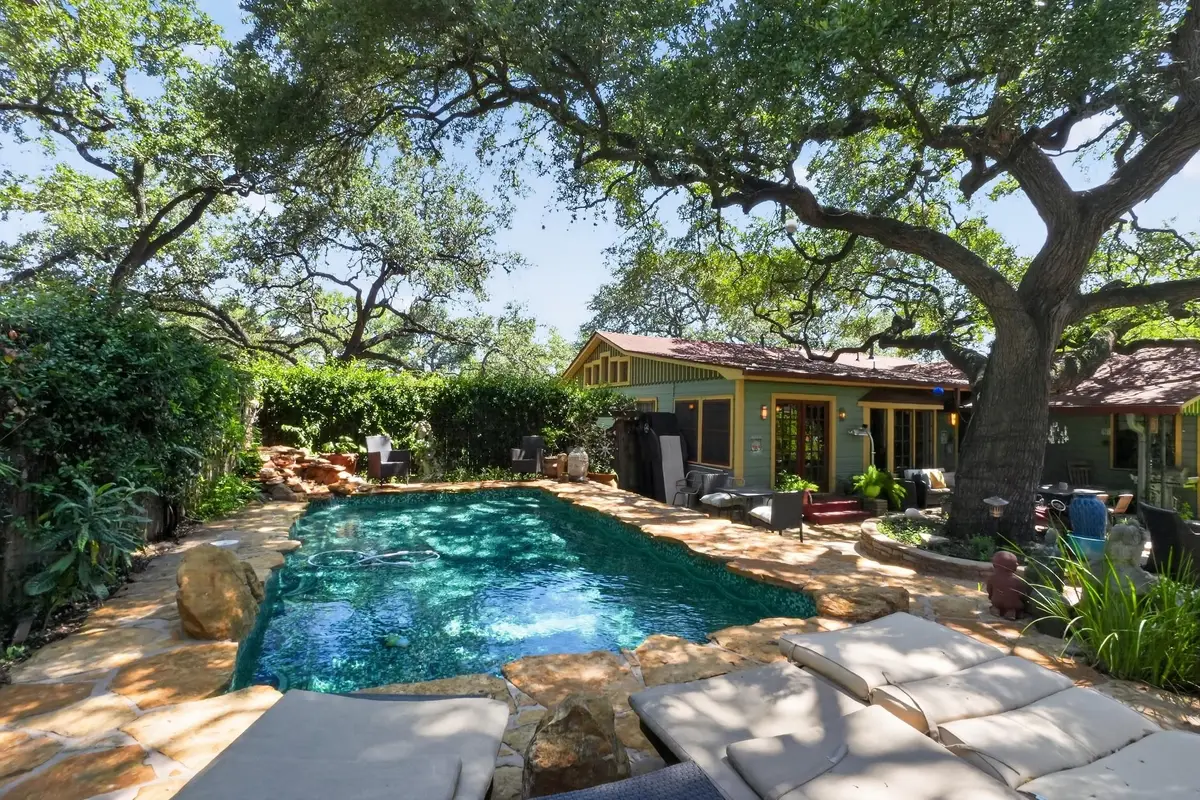 221 Park Ln, Austin, TX 78704 - #1