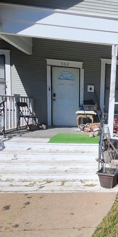 502 W 4th St, Taylor, TX 76574 - #2