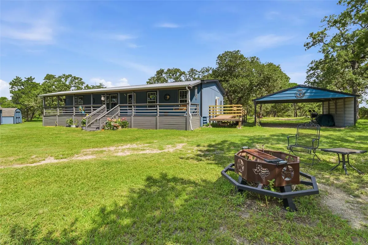 7921 Vista Ranch Rd, Smithville, TX 78957 - #1