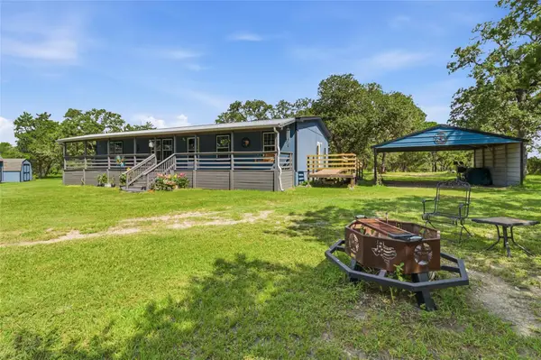 7921 Vista Ranch Rd, Smithville, TX 78957