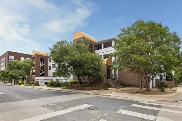 501 W 26th St #306, Austin, TX 78705