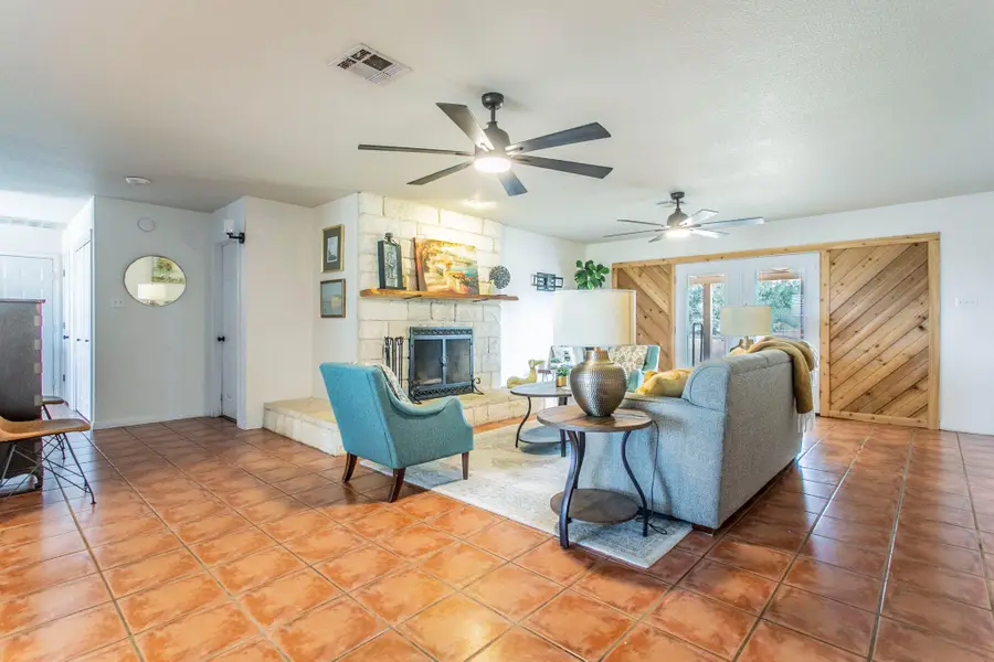 3028 Wilson Valley Rd, Little River Academy, TX 76554 - Image #2