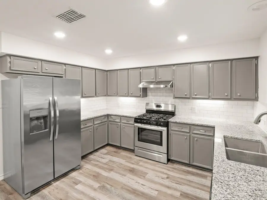 1003 Whispering Dr, Round Rock, TX 78664 - #3