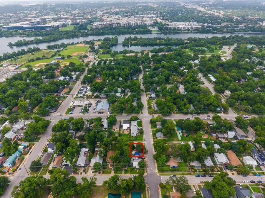 67 Anthony St, Austin, TX 78702 - #2