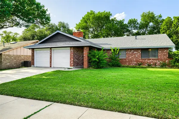 1300 Neans Dr, Austin, TX 78758