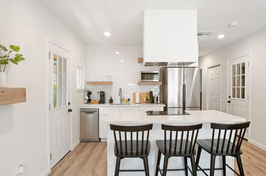 1613 N Cesar Chavez Blvd, Houston, TX 77011 - #3