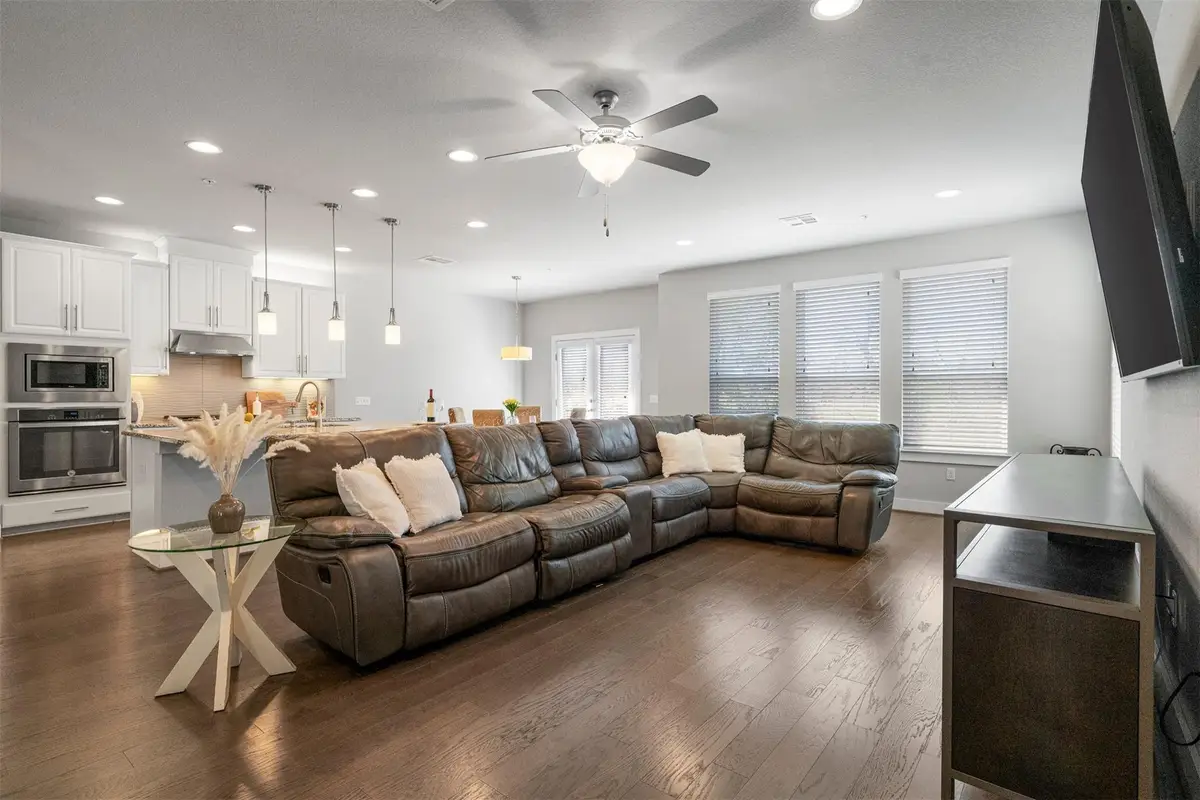 207 Bridgeford Dr #16, Austin, TX 78745 - #1